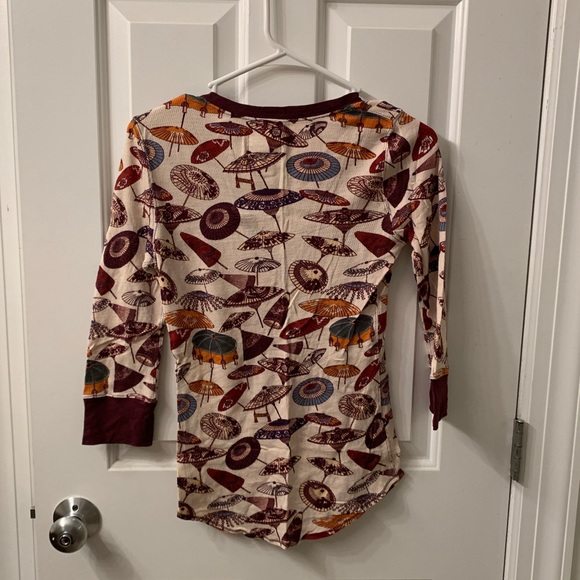 Size Medium Lucky Brand 3/4 length sleeve top - Picture 3 of 3